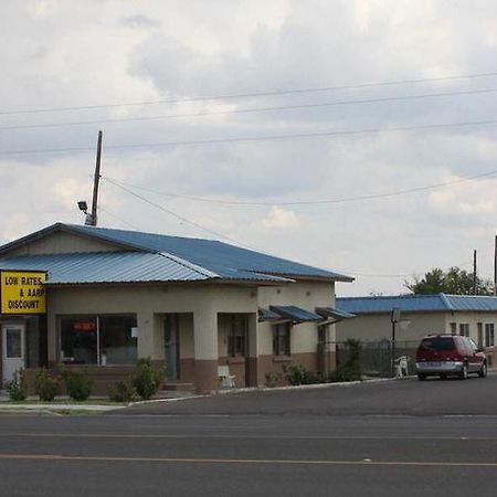 Deluxe Inn フォート・ストックトン エクステリア 写真