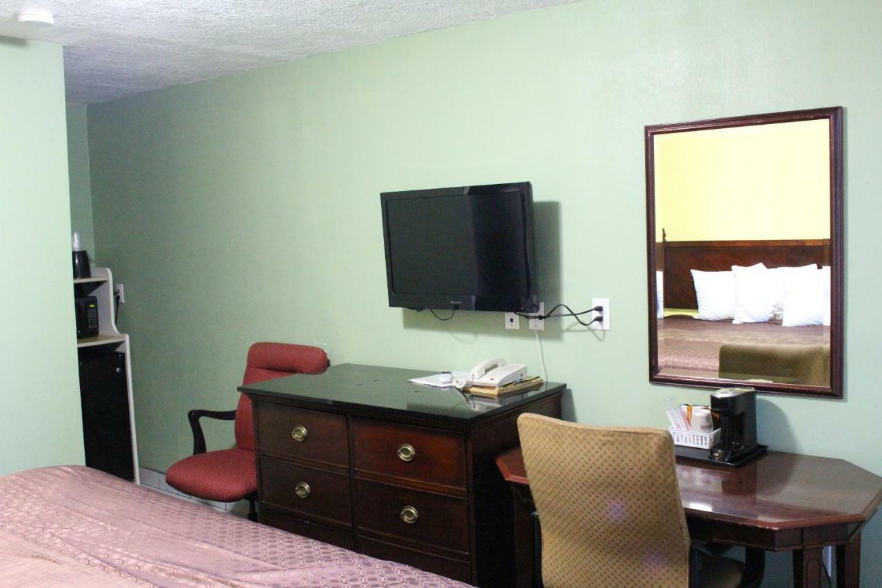Deluxe Inn フォート・ストックトン エクステリア 写真